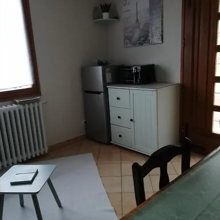 Сasa de vacaciones Les Belles De Nuit Bourdeau